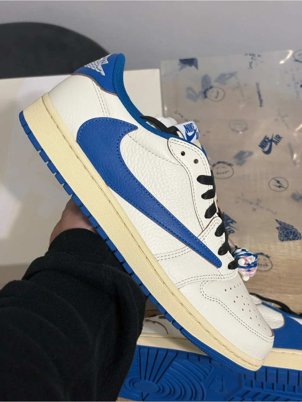 Jordan 1 low × Travis Scott Fragment 2.0